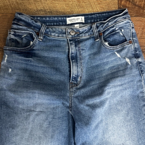 Abercrombie & Fitch Light Blue Curve Love Super Skinny High Rise Ankle Jeans - Picture 3 of 5